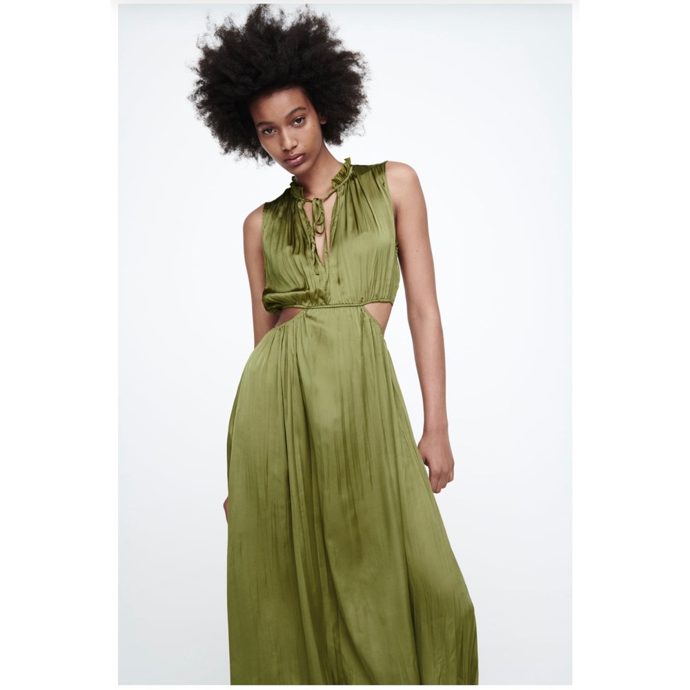 NWT Zara Wrinkle Effect Cut Out Dress